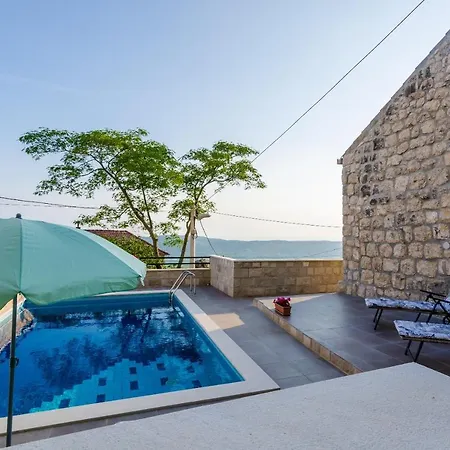 Дом отдыха Family Friendly House With A Swimming Pool Mihanici, Dubrovnik - 15367 *