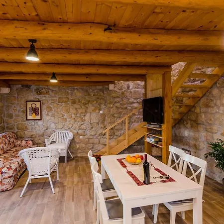 Family Friendly House With A Swimming Pool Mihanici, Dubrovnik - 15367 Дом отдыха Цавтат